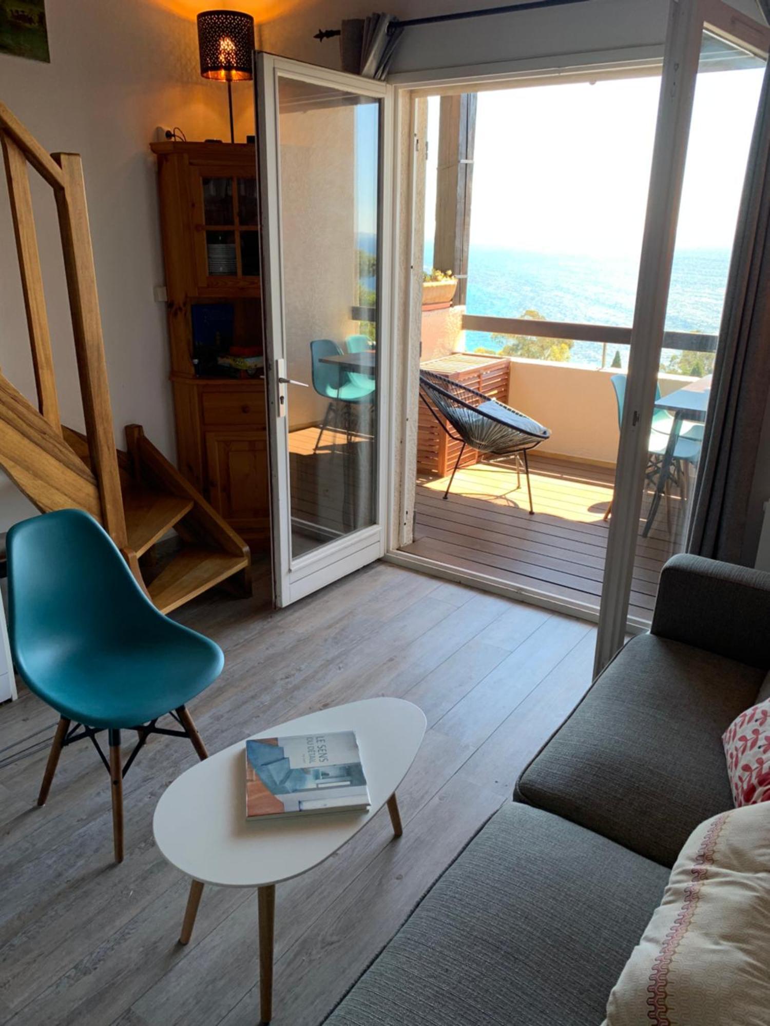 - Le Paradou * Le Rayol-Canadel-sur-Mer